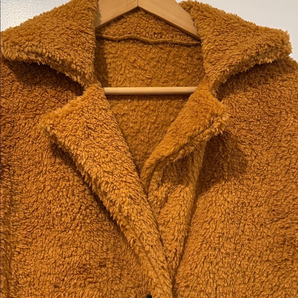 Women’s Orange-Brown Teddy Coat Size Medium/Large - Picture 4 of 6